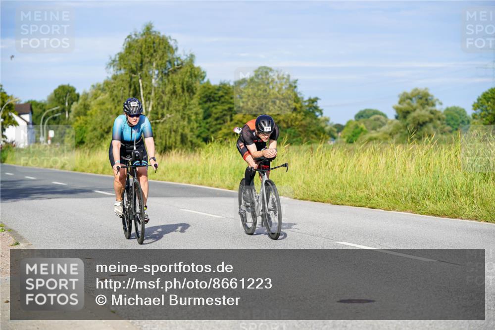 31.08.2025 - Elbe Triathlon Hamburg Michael Burmester http://msf.ph/oto/8661223 31.08.2025 08:58:17 Radfahren 212, 259, 305, 351, 366, 385 meine-sportfotos.de