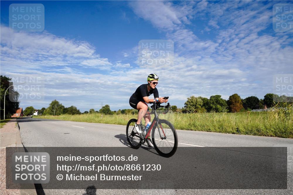 31.08.2025 - Elbe Triathlon Hamburg Michael Burmester http://msf.ph/oto/8661230 31.08.2025 09:04:27 Radfahren 244, 250 meine-sportfotos.de