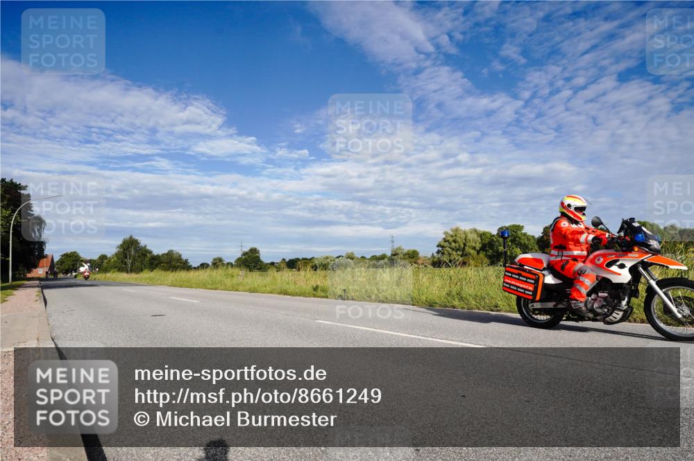 31.08.2025 - Elbe Triathlon Hamburg Michael Burmester http://msf.ph/oto/8661249 31.08.2025 09:04:49 Radfahren 230 meine-sportfotos.de