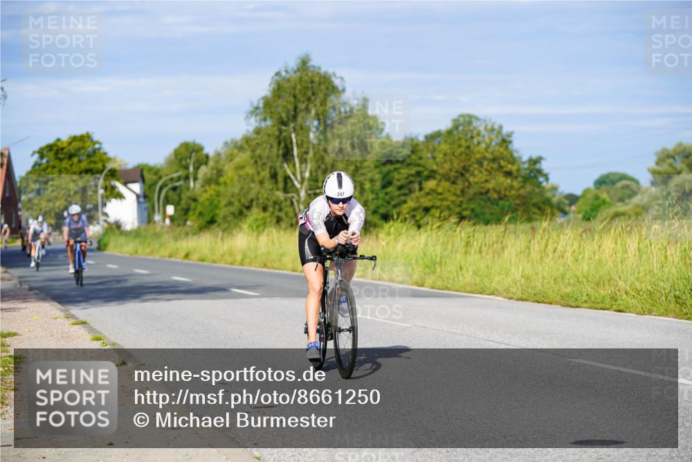 31.08.2025 - Elbe Triathlon Hamburg Michael Burmester http://msf.ph/oto/8661250 31.08.2025 08:58:26 Radfahren 239, 247, 268, 278, 385 meine-sportfotos.de