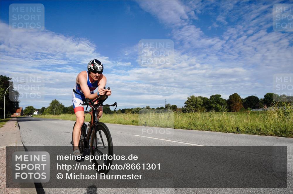 31.08.2025 - Elbe Triathlon Hamburg Michael Burmester http://msf.ph/oto/8661301 31.08.2025 09:05:30 Radfahren 352 meine-sportfotos.de
