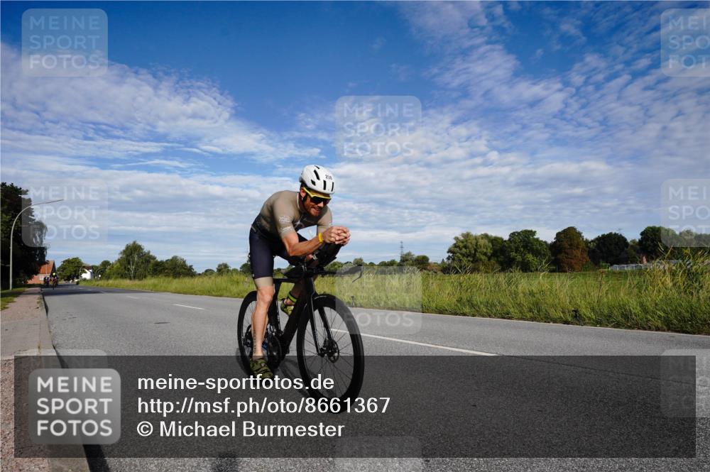 31.08.2025 - Elbe Triathlon Hamburg Michael Burmester http://msf.ph/oto/8661367 31.08.2025 09:07:07 Radfahren 208, 211, 283, 300, 314, 340, 342 meine-sportfotos.de