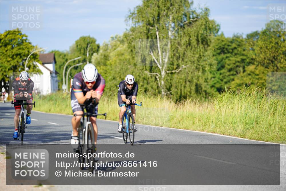 31.08.2025 - Elbe Triathlon Hamburg Michael Burmester http://msf.ph/oto/8661416 31.08.2025 08:59:19 Radfahren 174, 175, 216, 233, 357 meine-sportfotos.de