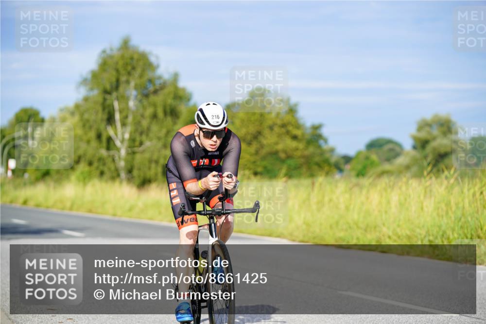 31.08.2025 - Elbe Triathlon Hamburg Michael Burmester http://msf.ph/oto/8661425 31.08.2025 08:59:21 Radfahren 174, 175, 216, 233 meine-sportfotos.de