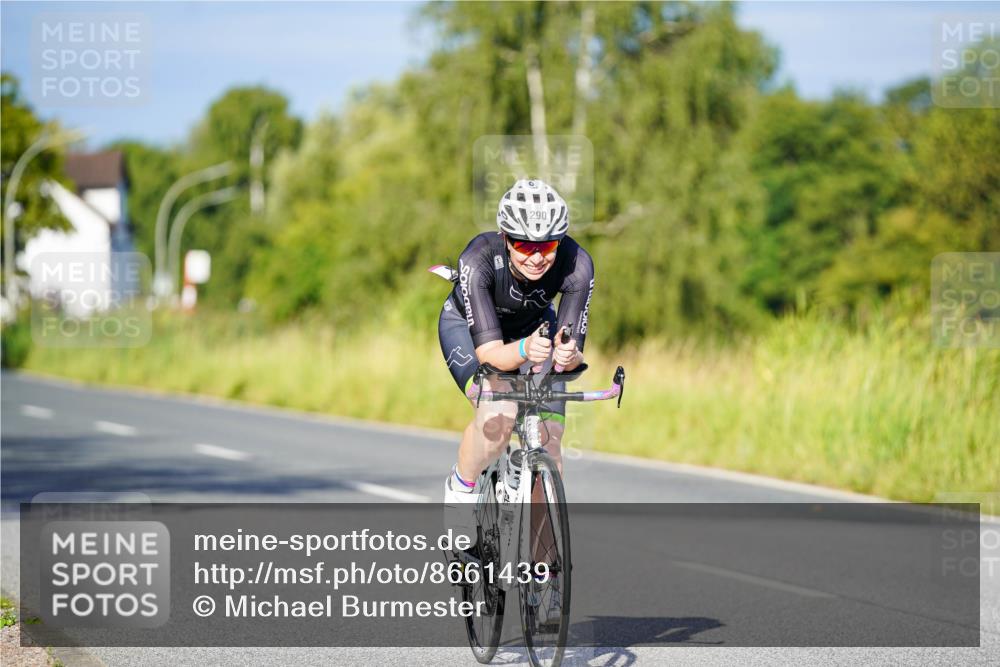 31.08.2025 - Elbe Triathlon Hamburg Michael Burmester http://msf.ph/oto/8661439 31.08.2025 08:59:31 Radfahren 168, 249, 290 meine-sportfotos.de
