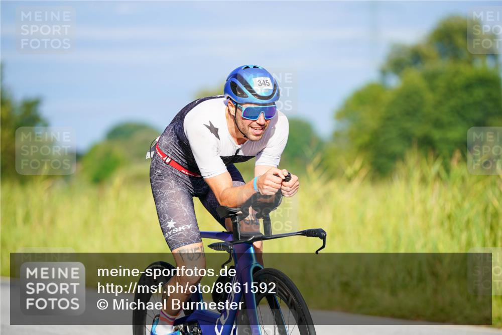 31.08.2025 - Elbe Triathlon Hamburg Michael Burmester http://msf.ph/oto/8661592 31.08.2025 09:01:26 Radfahren 294, 345 meine-sportfotos.de