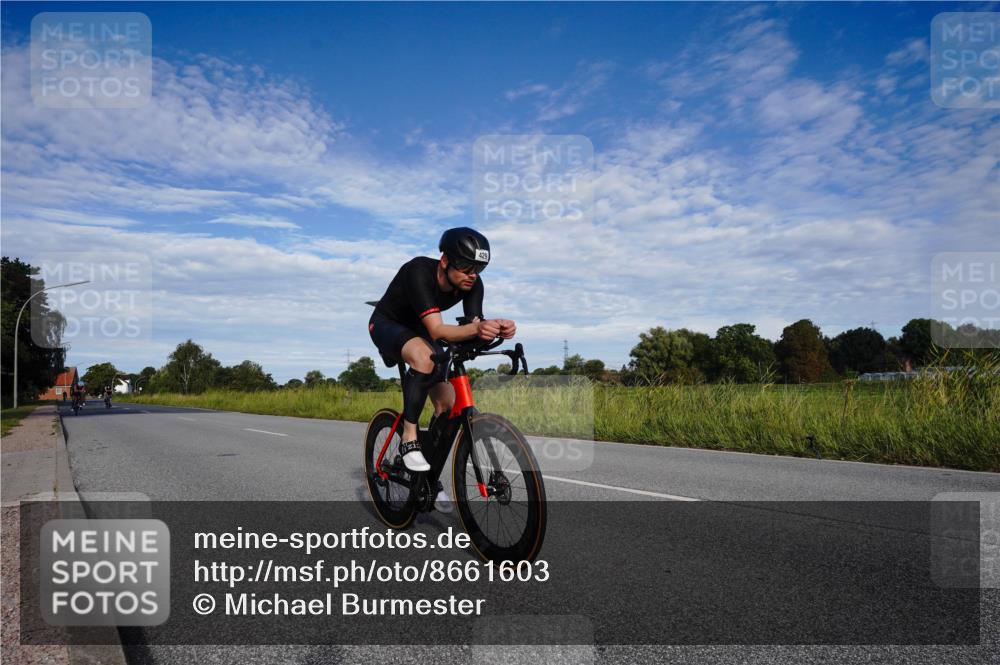 31.08.2025 - Elbe Triathlon Hamburg Michael Burmester http://msf.ph/oto/8661603 31.08.2025 09:09:35 Radfahren 166, 206, 265, 425, 429 meine-sportfotos.de