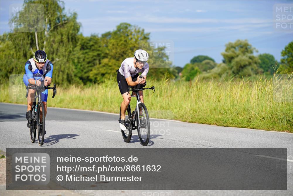 31.08.2025 - Elbe Triathlon Hamburg Michael Burmester http://msf.ph/oto/8661632 31.08.2025 09:01:45 Radfahren 173, 274, 330, 371, 551 meine-sportfotos.de