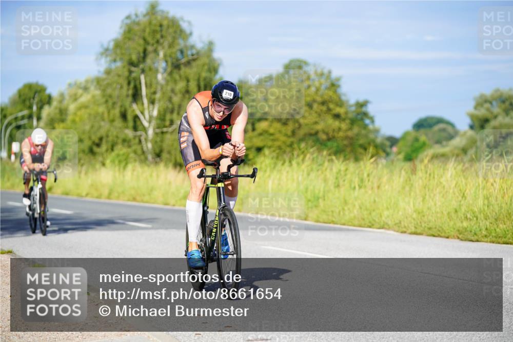 31.08.2025 - Elbe Triathlon Hamburg Michael Burmester http://msf.ph/oto/8661654 31.08.2025 09:01:54 Radfahren 176, 194, 210 meine-sportfotos.de