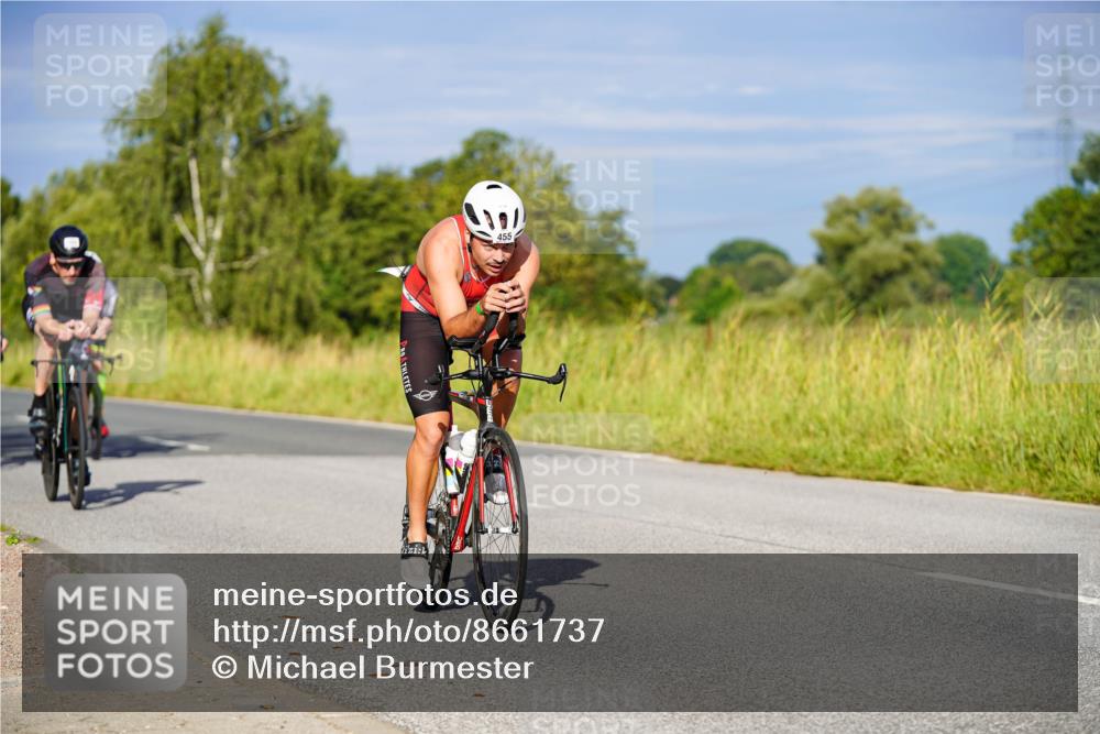 31.08.2025 - Elbe Triathlon Hamburg Michael Burmester http://msf.ph/oto/8661737 31.08.2025 09:02:26 Radfahren 165, 170, 186, 205, 213, 333, 363, 455 meine-sportfotos.de