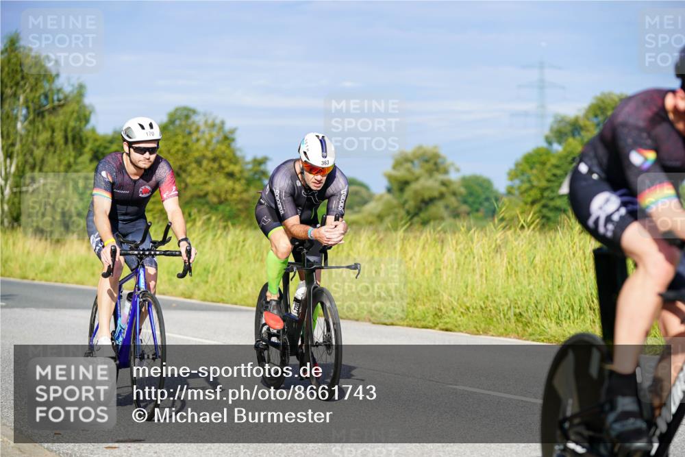 31.08.2025 - Elbe Triathlon Hamburg Michael Burmester http://msf.ph/oto/8661743 31.08.2025 09:02:27 Radfahren 165, 170, 186, 205, 213, 363, 455 meine-sportfotos.de