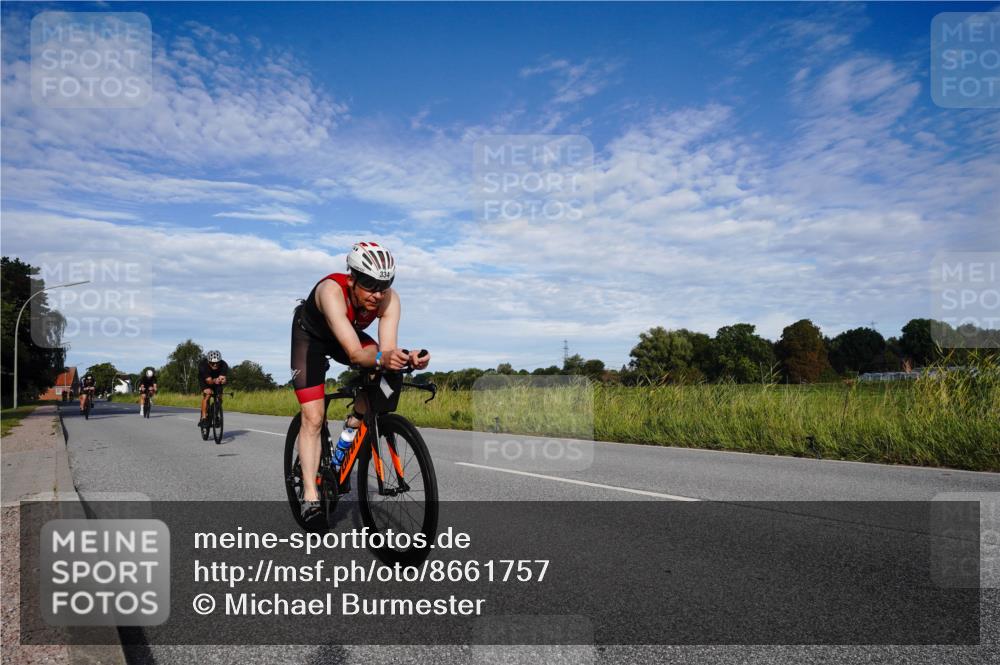 31.08.2025 - Elbe Triathlon Hamburg Michael Burmester http://msf.ph/oto/8661757 31.08.2025 09:11:34 Radfahren 239, 293, 334, 346, 351, 403, 456 meine-sportfotos.de