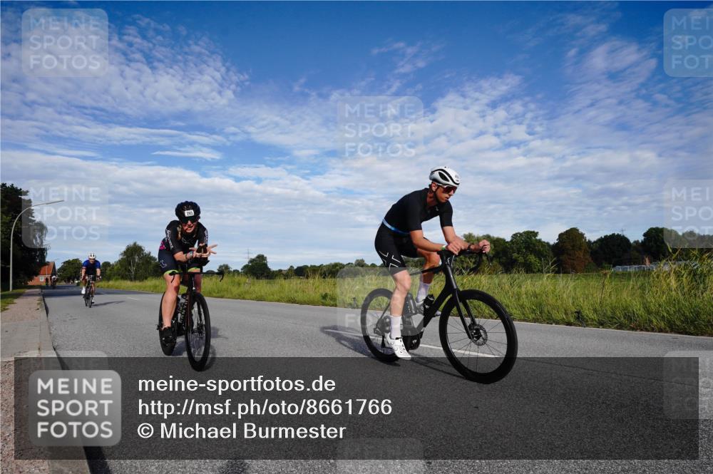 31.08.2025 - Elbe Triathlon Hamburg Michael Burmester http://msf.ph/oto/8661766 31.08.2025 09:11:36 Radfahren 239, 293, 334, 346, 351, 403, 456 meine-sportfotos.de