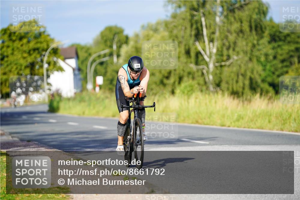 31.08.2025 - Elbe Triathlon Hamburg Michael Burmester http://msf.ph/oto/8661792 31.08.2025 09:03:36 Radfahren 380 meine-sportfotos.de