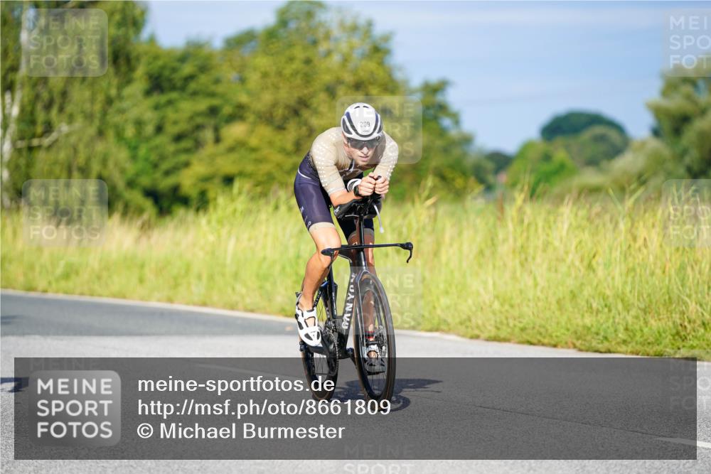 31.08.2025 - Elbe Triathlon Hamburg Michael Burmester http://msf.ph/oto/8661809 31.08.2025 09:03:48 Radfahren 191, 200, 209, 232, 238, 378, 506, 535 meine-sportfotos.de