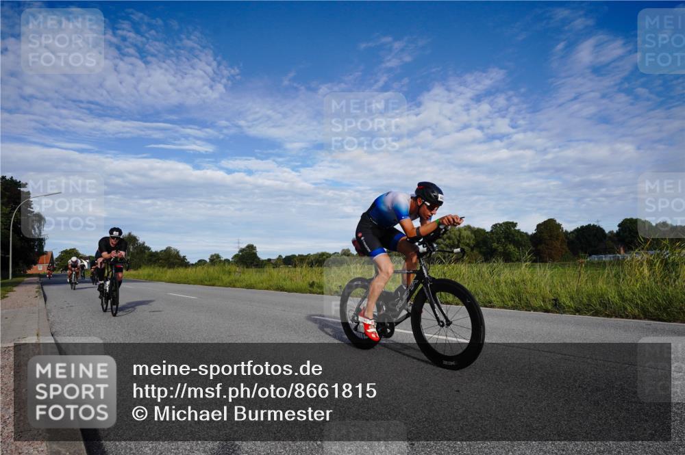 31.08.2025 - Elbe Triathlon Hamburg Michael Burmester http://msf.ph/oto/8661815 31.08.2025 09:12:00 Radfahren 224, 301, 347, 366, 443, 453 meine-sportfotos.de
