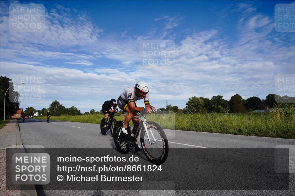31.08.2025 - Elbe Triathlon Hamburg Michael Burmester http://msf.ph/oto/8661824 31.08.2025 09:12:01 Radfahren 224, 301, 347, 366, 443, 453 meine-sportfotos.de