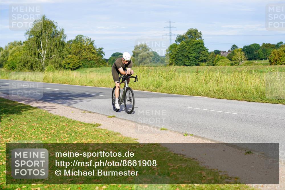 31.08.2025 - Elbe Triathlon Hamburg Michael Burmester http://msf.ph/oto/8661908 31.08.2025 09:05:00 Radfahren 214, 319, 332, 476, 539 meine-sportfotos.de