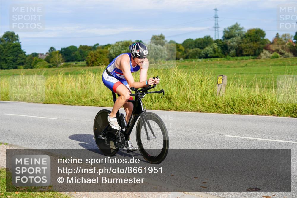 31.08.2025 - Elbe Triathlon Hamburg Michael Burmester http://msf.ph/oto/8661951 31.08.2025 09:05:29 Radfahren 352 meine-sportfotos.de