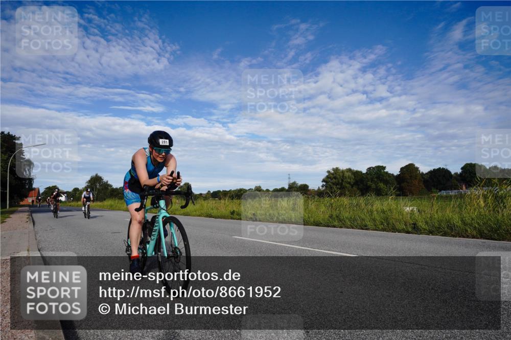 31.08.2025 - Elbe Triathlon Hamburg Michael Burmester http://msf.ph/oto/8661952 31.08.2025 09:13:06 Radfahren 268, 281, 298, 324, 507, 514 meine-sportfotos.de
