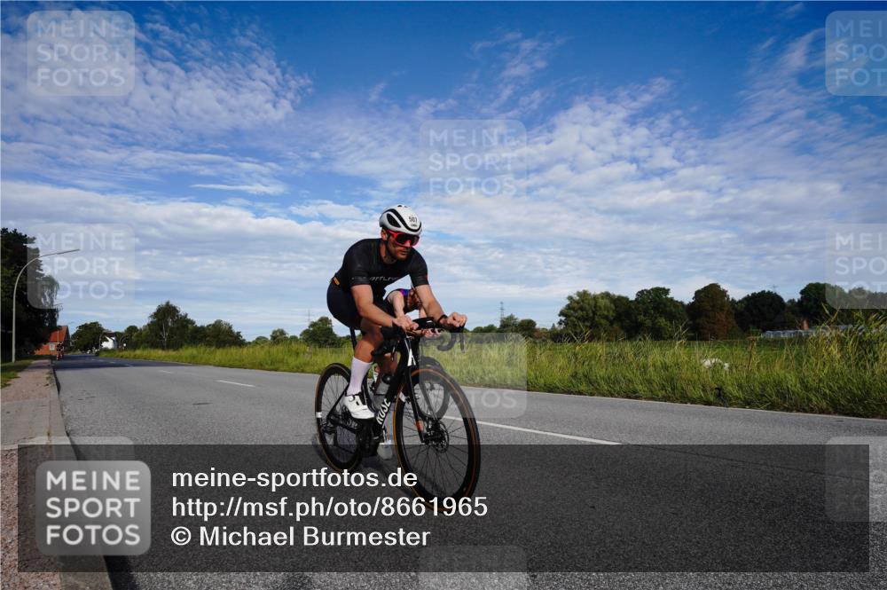 31.08.2025 - Elbe Triathlon Hamburg Michael Burmester http://msf.ph/oto/8661965 31.08.2025 09:13:10 Radfahren 268, 286, 298, 337, 507, 514 meine-sportfotos.de