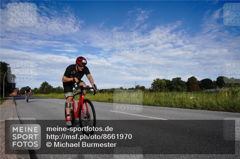 31.08.2025 - Elbe Triathlon Hamburg Michael Burmester http://msf.ph/oto/8661970 31.08.2025 09:13:16 Radfahren 258, 286, 337 meine-sportfotos.de