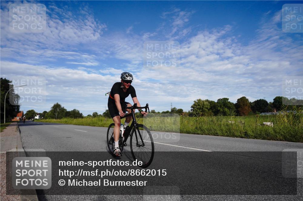 31.08.2025 - Elbe Triathlon Hamburg Michael Burmester http://msf.ph/oto/8662015 31.08.2025 09:13:38 Radfahren 197, 393, 467 meine-sportfotos.de
