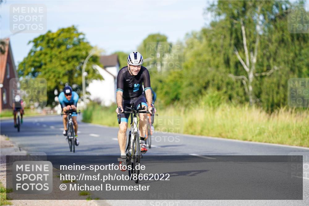 31.08.2025 - Elbe Triathlon Hamburg Michael Burmester http://msf.ph/oto/8662022 31.08.2025 09:06:47 Radfahren 172, 379, 381, 505 meine-sportfotos.de