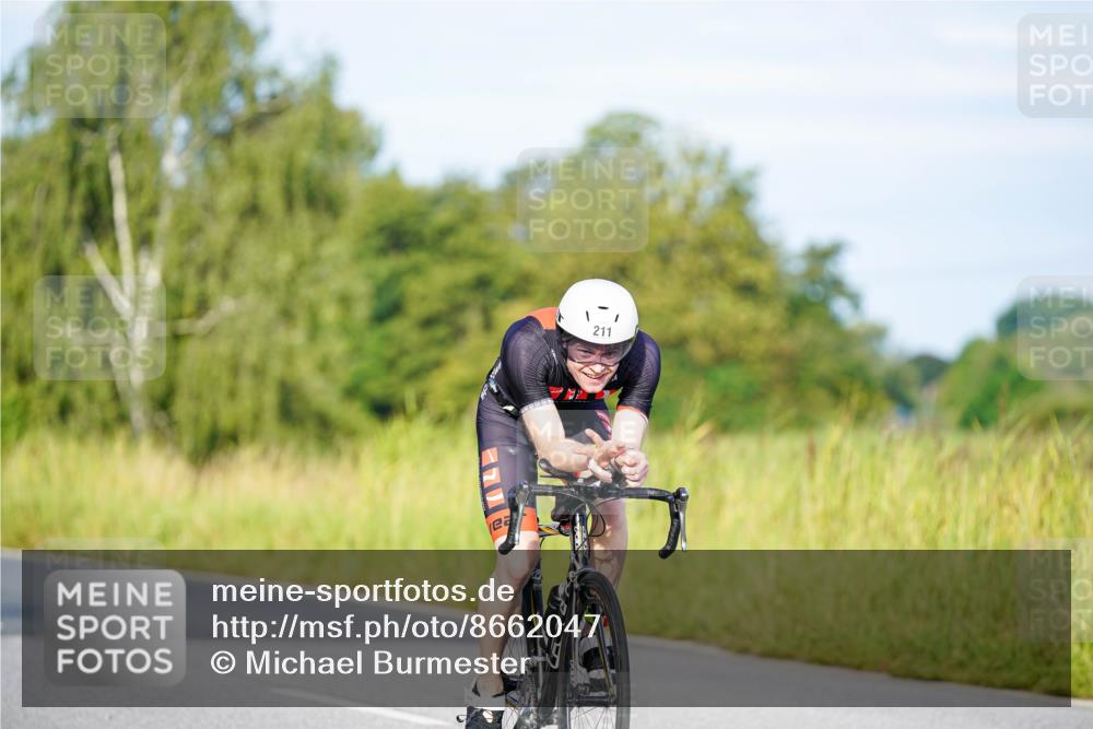 31.08.2025 - Elbe Triathlon Hamburg Michael Burmester http://msf.ph/oto/8662047 31.08.2025 09:07:06 Radfahren 208, 211, 314, 340 meine-sportfotos.de
