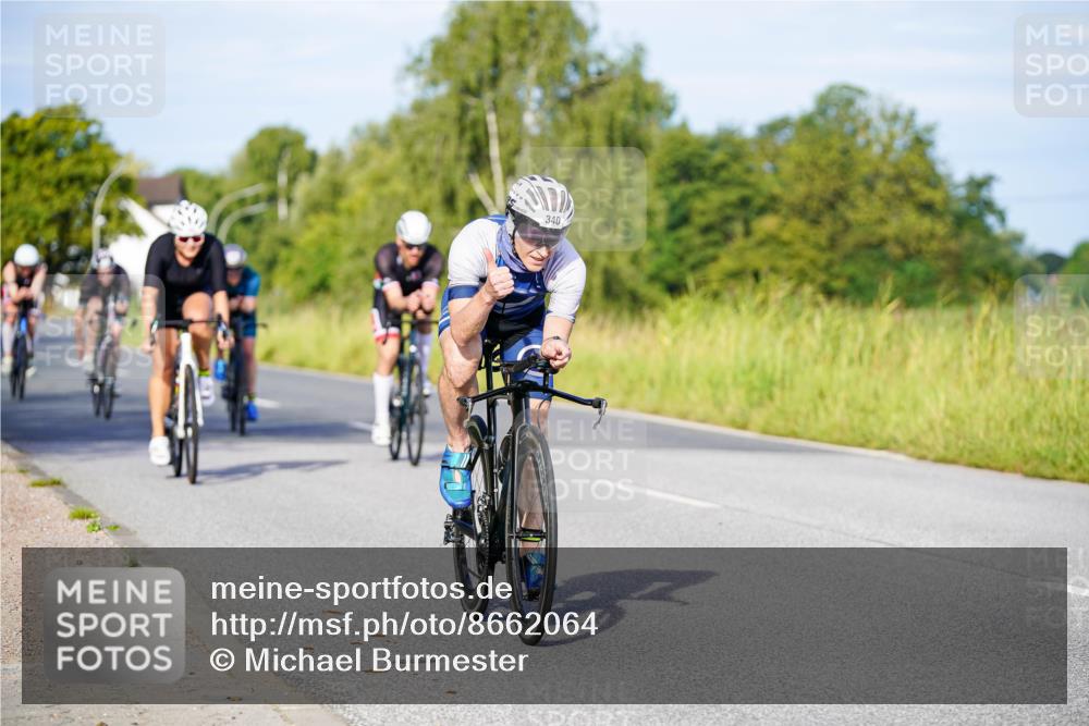 31.08.2025 - Elbe Triathlon Hamburg Michael Burmester http://msf.ph/oto/8662064 31.08.2025 09:07:12 Radfahren 242, 283, 300, 304, 314, 340, 342, 441 meine-sportfotos.de
