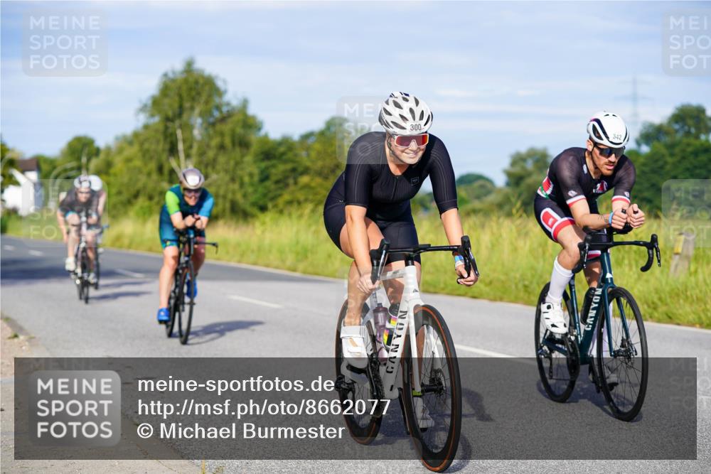 31.08.2025 - Elbe Triathlon Hamburg Michael Burmester http://msf.ph/oto/8662077 31.08.2025 09:07:14 Radfahren 242, 283, 300, 304, 314, 340, 342, 441 meine-sportfotos.de