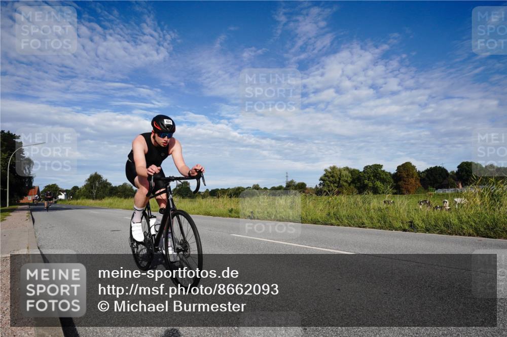 31.08.2025 - Elbe Triathlon Hamburg Michael Burmester http://msf.ph/oto/8662093 31.08.2025 09:15:04 Radfahren 280, 291, 361, 431, 534 meine-sportfotos.de