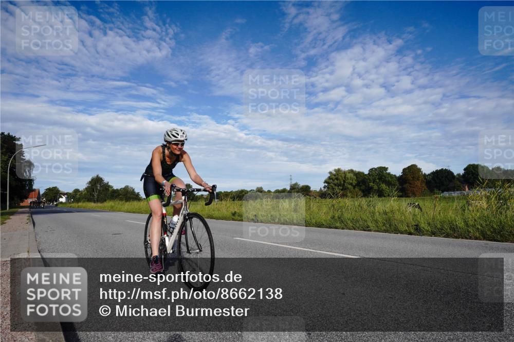 31.08.2025 - Elbe Triathlon Hamburg Michael Burmester http://msf.ph/oto/8662138 31.08.2025 09:16:01 Radfahren 200, 209, 232, 238, 287, 535 meine-sportfotos.de
