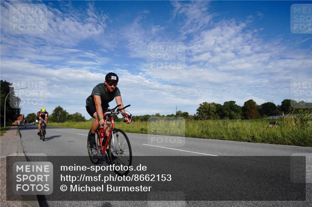31.08.2025 - Elbe Triathlon Hamburg Michael Burmester http://msf.ph/oto/8662153 31.08.2025 09:16:12 Radfahren 170, 176, 213, 285, 528 meine-sportfotos.de