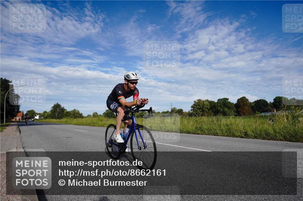 31.08.2025 - Elbe Triathlon Hamburg Michael Burmester http://msf.ph/oto/8662161 31.08.2025 09:16:17 Radfahren 170, 285, 310 meine-sportfotos.de