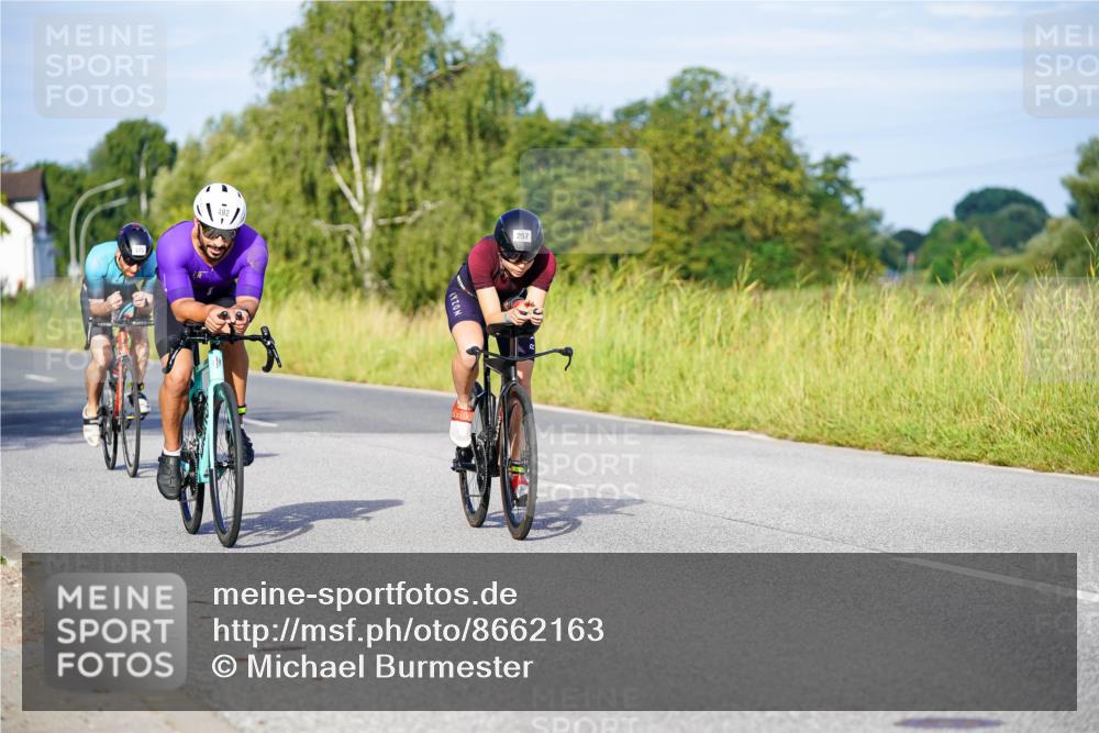 31.08.2025 - Elbe Triathlon Hamburg Michael Burmester http://msf.ph/oto/8662163 31.08.2025 09:07:55 Radfahren 182, 187, 229, 257, 344, 375, 479, 492, 516, 532, 545 meine-sportfotos.de