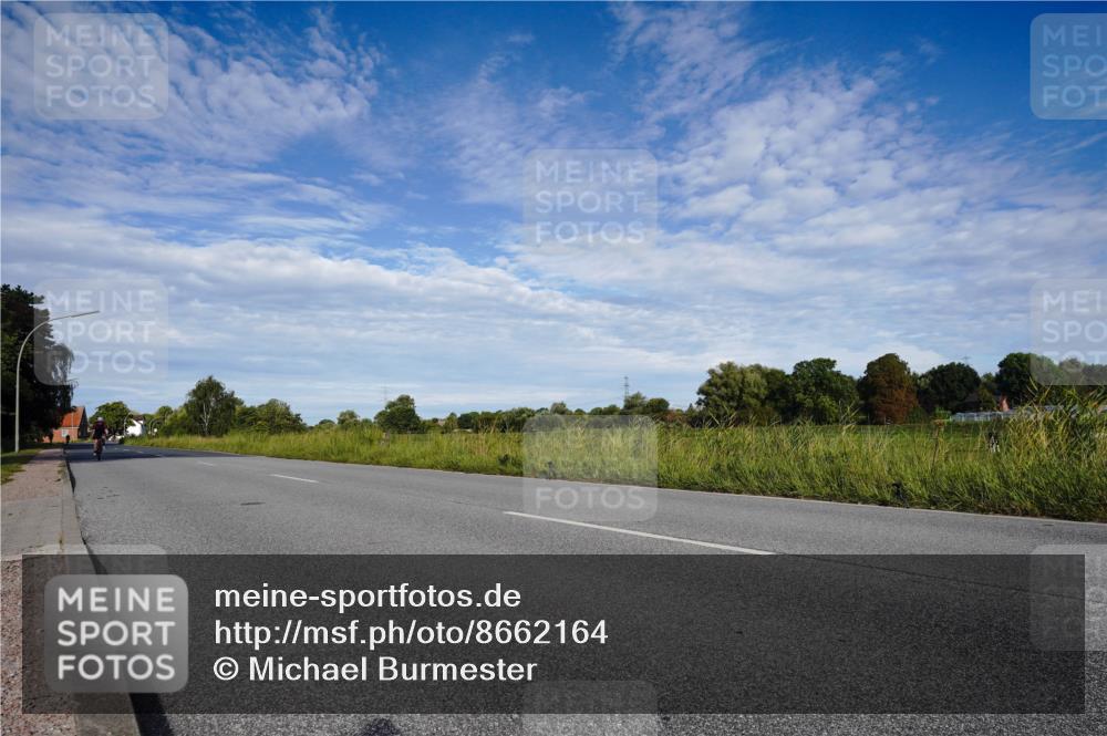 31.08.2025 - Elbe Triathlon Hamburg Michael Burmester http://msf.ph/oto/8662164 31.08.2025 09:16:24 Radfahren 374 meine-sportfotos.de