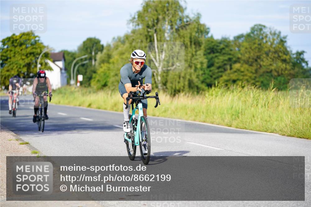 31.08.2025 - Elbe Triathlon Hamburg Michael Burmester http://msf.ph/oto/8662199 31.08.2025 09:08:06 Radfahren 288, 439, 540 meine-sportfotos.de