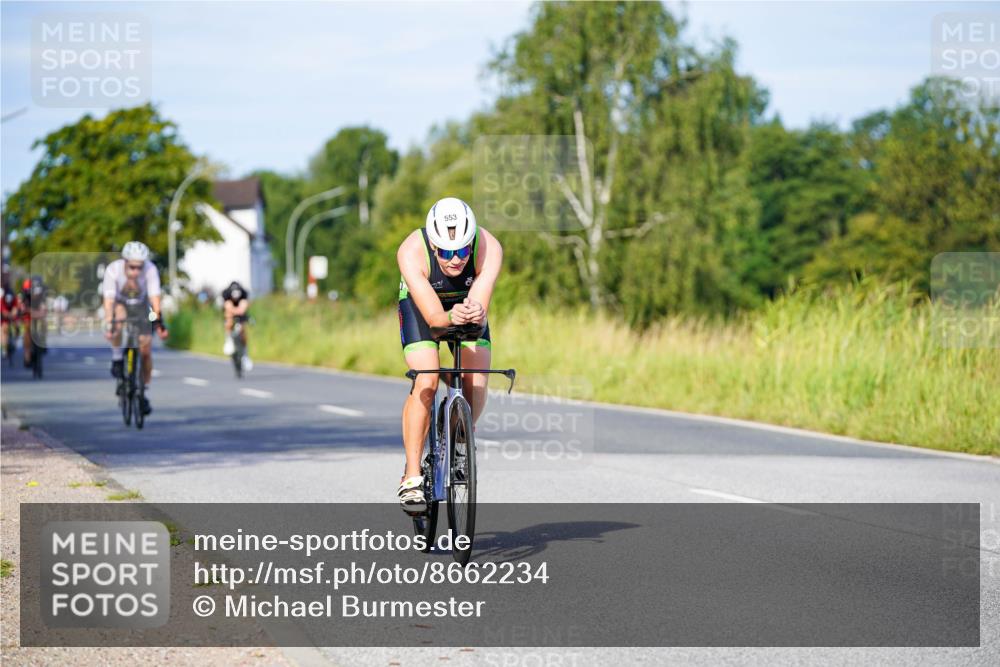 31.08.2025 - Elbe Triathlon Hamburg Michael Burmester http://msf.ph/oto/8662234 31.08.2025 09:08:20 Radfahren 215, 264, 440, 449, 464, 553 meine-sportfotos.de