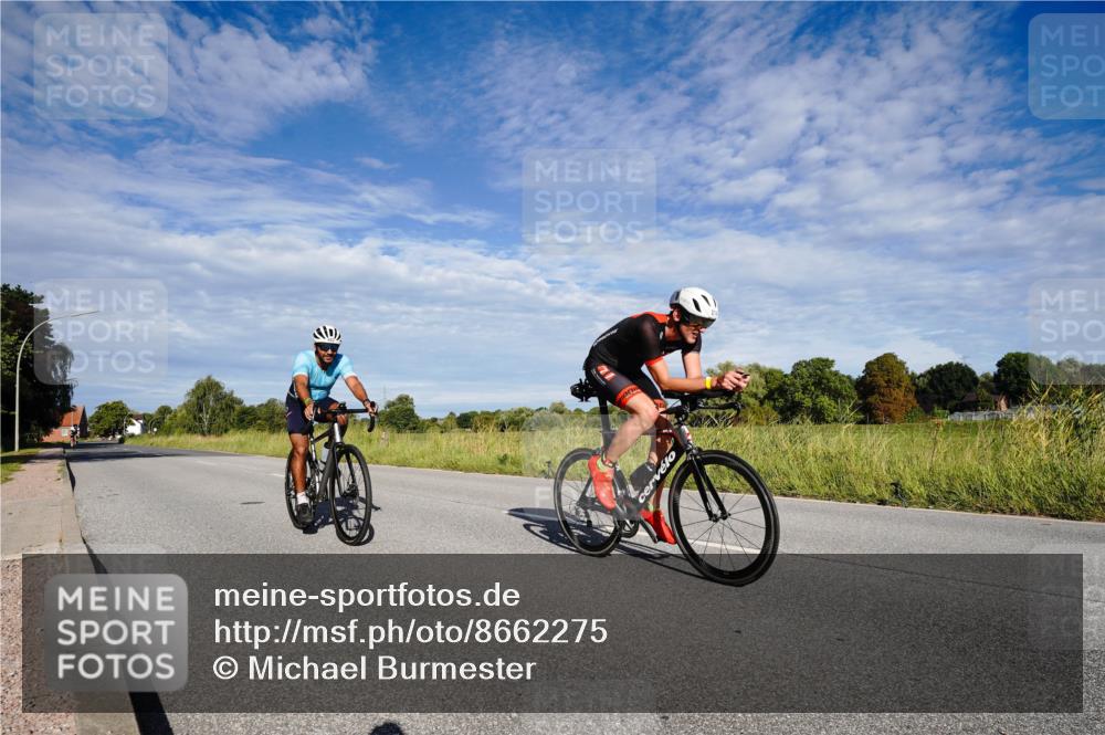 31.08.2025 - Elbe Triathlon Hamburg Michael Burmester http://msf.ph/oto/8662275 31.08.2025 09:19:03 Radfahren 214, 410, 483, 505 meine-sportfotos.de