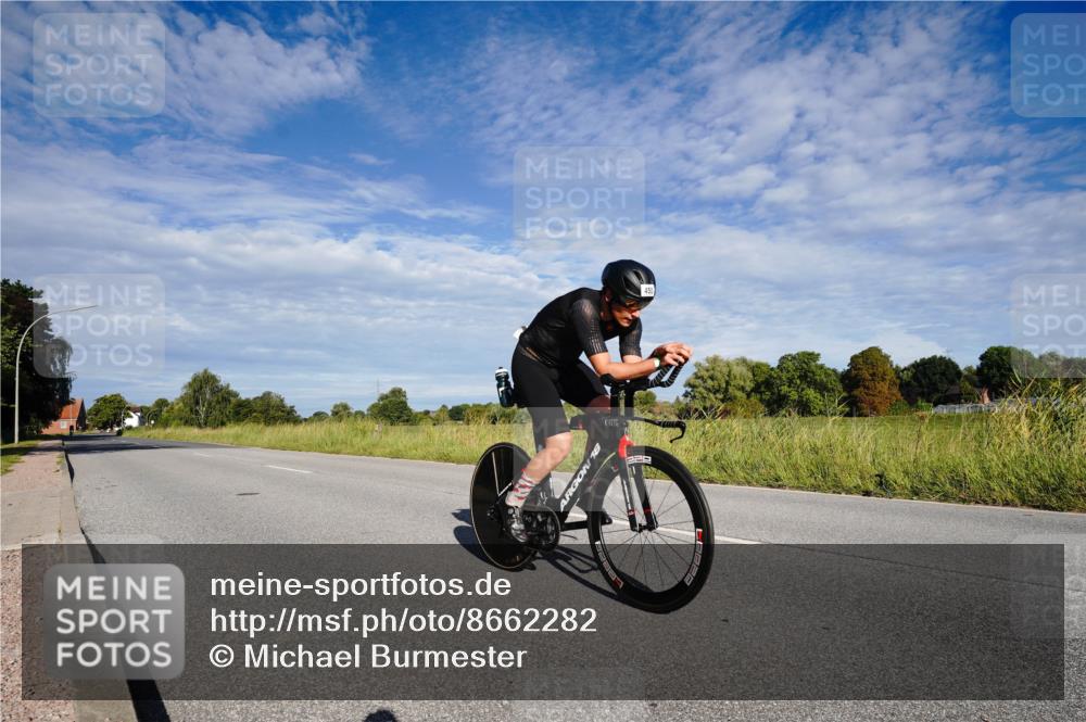 31.08.2025 - Elbe Triathlon Hamburg Michael Burmester http://msf.ph/oto/8662282 31.08.2025 09:19:12 Radfahren 450 meine-sportfotos.de