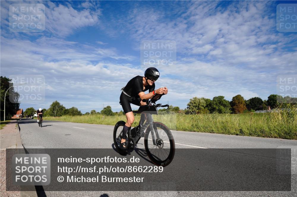 31.08.2025 - Elbe Triathlon Hamburg Michael Burmester http://msf.ph/oto/8662289 31.08.2025 09:19:30 Radfahren 222, 319, 526, 636, 646 meine-sportfotos.de