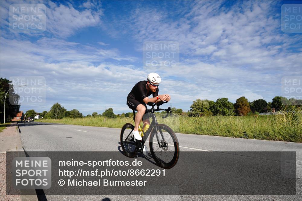 31.08.2025 - Elbe Triathlon Hamburg Michael Burmester http://msf.ph/oto/8662291 31.08.2025 09:19:31 Radfahren 222, 319, 526, 636, 646 meine-sportfotos.de