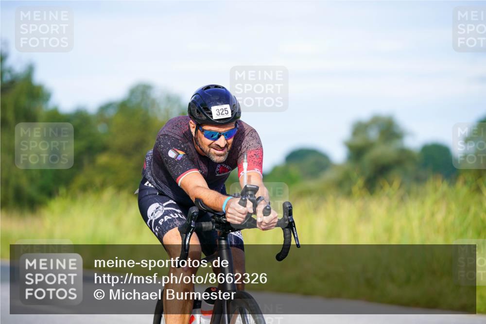 31.08.2025 - Elbe Triathlon Hamburg Michael Burmester http://msf.ph/oto/8662326 31.08.2025 09:08:55 Radfahren 325, 549 meine-sportfotos.de