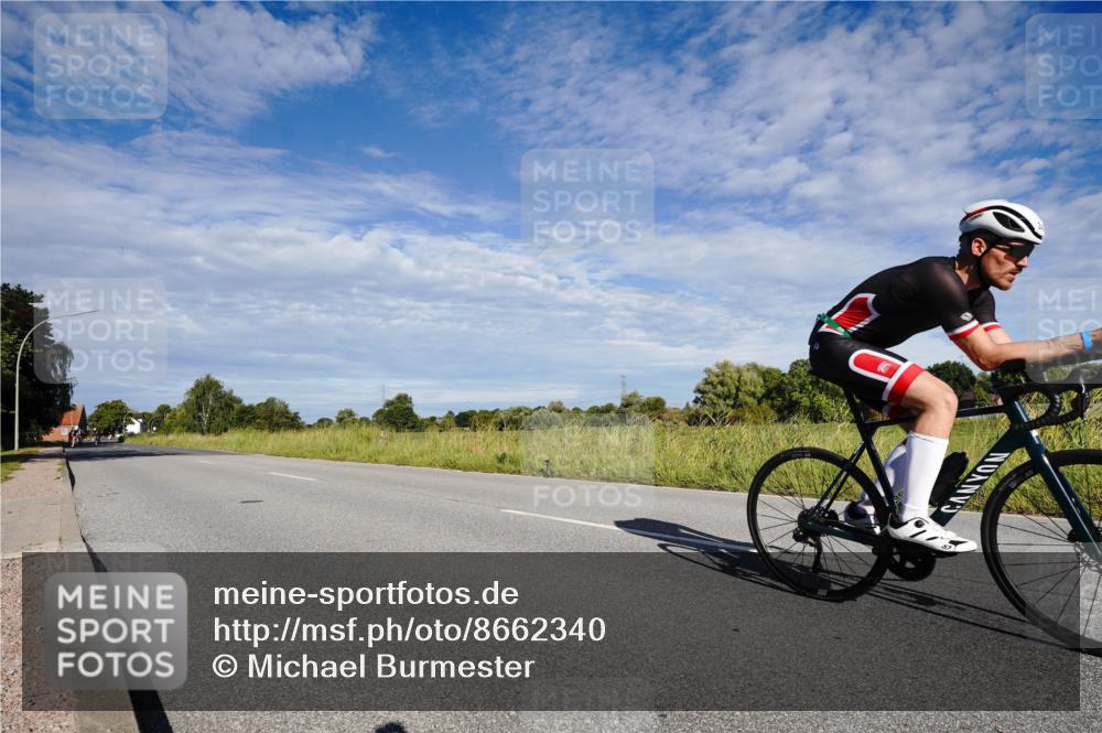 31.08.2025 - Elbe Triathlon Hamburg Michael Burmester http://msf.ph/oto/8662340 31.08.2025 09:20:34 Radfahren 172, 182, 228, 283, 314, 340, 342, 422, 517, 694 meine-sportfotos.de