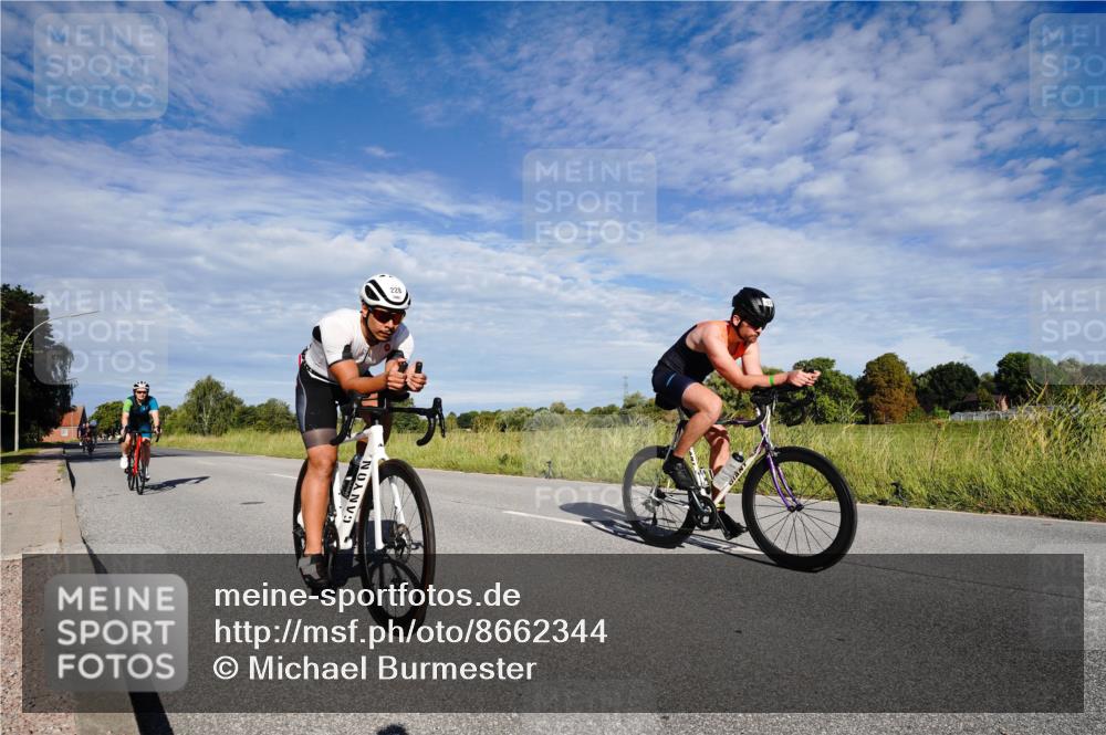 31.08.2025 - Elbe Triathlon Hamburg Michael Burmester http://msf.ph/oto/8662344 31.08.2025 09:20:41 Radfahren 182, 228, 242, 289, 422, 517, 561 meine-sportfotos.de