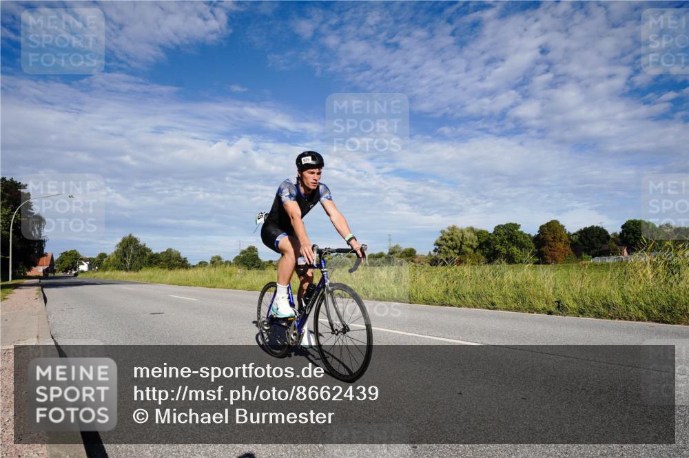 31.08.2025 - Elbe Triathlon Hamburg Michael Burmester http://msf.ph/oto/8662439 31.08.2025 09:22:01 Radfahren 543, 925 meine-sportfotos.de