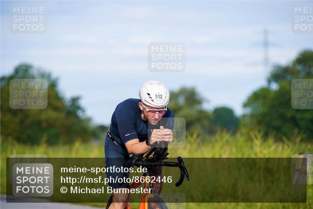 31.08.2025 - Elbe Triathlon Hamburg Michael Burmester http://msf.ph/oto/8662446 31.08.2025 09:10:08 Radfahren 462, 512 meine-sportfotos.de