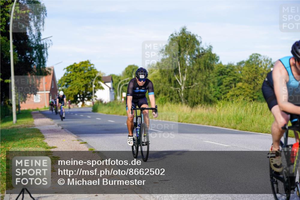 31.08.2025 - Elbe Triathlon Hamburg Michael Burmester http://msf.ph/oto/8662502 31.08.2025 09:10:38 Radfahren 267, 376, 435, 523 meine-sportfotos.de