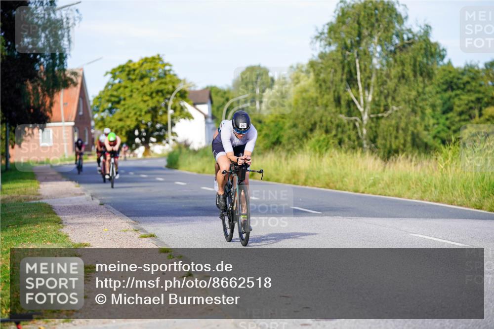31.08.2025 - Elbe Triathlon Hamburg Michael Burmester http://msf.ph/oto/8662518 31.08.2025 09:10:44 Radfahren 185, 260, 267, 309, 373, 435, 457 meine-sportfotos.de